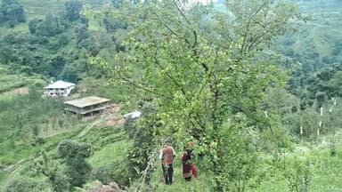 कुमारसैन की ग्राम पंचायत कोटिघाट के वार्ड रोपा से बारिश की मार झेलता रामा नन्द हुआ बेघर। देखिए साथी सुशील कश्यप की रिपोर्ट