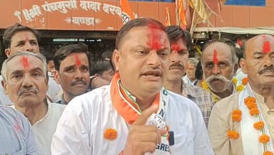 दतिया विधानसभा उपचुनाव में कांग्रेस प्रत्याशी घनश्याम सिंह की जीत के बाद सोशल मीडिया पर बंडा के पूर्व विधायक तरवर सिंह लोधी ने इस जीत पर प्रतिक्रिया दी #DatiaByElection2026 #DatiaResult #Datia #MadhyaPradesh #Congress