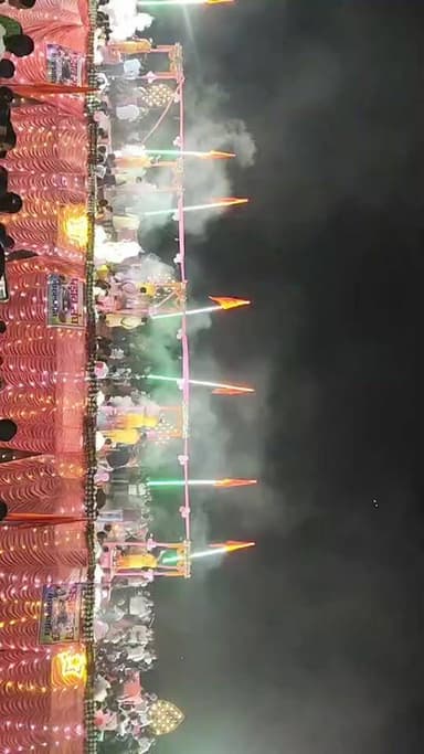 🔴 LIVE | सावन की पहली सोमवारी पर कहलगांव उत्तरवाहिनी गंगा घाट से भव्य संध्या गंगा आरती | Kahalgaon Ganga Aarti ।
#Kahalgaon #GangaAarti #SawanSomwari #Sawan2026 #HarHarMahadev #Mahadev #GangaGhat #UttarVahiniGanga #Bhagalpur #BhagalpurNews #Bihar #BiharNews #LiveDarshan #LiveAarti #ShivBhakti #BolBam #SawanSpecial #HinduFestival #Spiritual #Devotional #SanatanDharma #GangaMaiya #TrendingLive #YouTubeLive #FacebookLive #ExposeHindustan #IndiaNews #LiveStreaming #OmNamahShivaya #JaiShivShankar