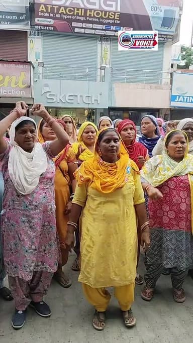 थानेसर नगर परिषद के सफाई के कर्मचारियों ने शुरू की हड़ताल,3 तीनो तक रहेगी हड़ताल,सरकार पर वादा खिलाफी के लगाए आरोप,अनिश्चितकालीन हड़ताल की दी चेतावनी #kurukshetravoice