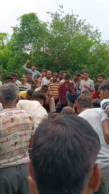 नगला गोठरा के पास एक कुएं में युवक गिरा , हुई मौत , वैर थाना इलाके का है मामला