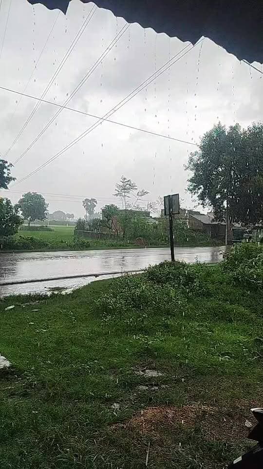बांका में अचानक झमाझम बारिश, गर्मी और उमस से मिली राहत.
#Banka #Bihar #Rain #Monsoon #BankaRain #WeatherUpdate #BreakingNews #BiharWeather #बारिश #बांका #बिहार #मौसम #मानसून #मौसमअपडेट #झमाझमबारिश