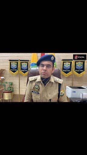 बिलासपुर पुलिस का नशा तस्करों पर बड़ा प्रहार, 71 गिरफ्तारियां, 700 ग्राम से अधिक चिट्टा बरामद; पंजाब से 7 आरोपी गिरफ्तार — SP अभिषेक धीमान
#Bilaspur #BilaspurPolice #SPAbhishekDhiman #AbhishekDhiman #Chitta #Heroin #NDPS