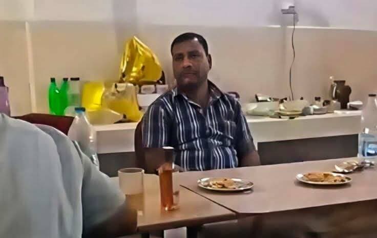 सक्ती बड़ी खबर : स्कूल परिसर में शराब पार्टी का VIDEO वायरल, 5 शिक्षकों और एक स्वीपर को नोटिस, DEO ने मांगा 3 दिन में जवाब, मालखरौदा के किरारी गांव के हायर सेकेंडरी स्कूल का मामला... Photo <nis:link nis:type=tag nis:id=chhattisgarhupdae nis:value=chhattisgarhupdae nis:enabled=true nis:link/> <nis:link nis:type=tag nis:id=breakingnews nis:value=BreakingNews nis:enabled=true nis:link/> <nis:link nis:type=tag nis:id=chhattisgarh nis:value=chhattisgarh nis:enabled=true nis:link/> <nis:link nis:type=tag nis:id=सक्ति nis:value=सक्ति nis:enabled=true nis:link/>