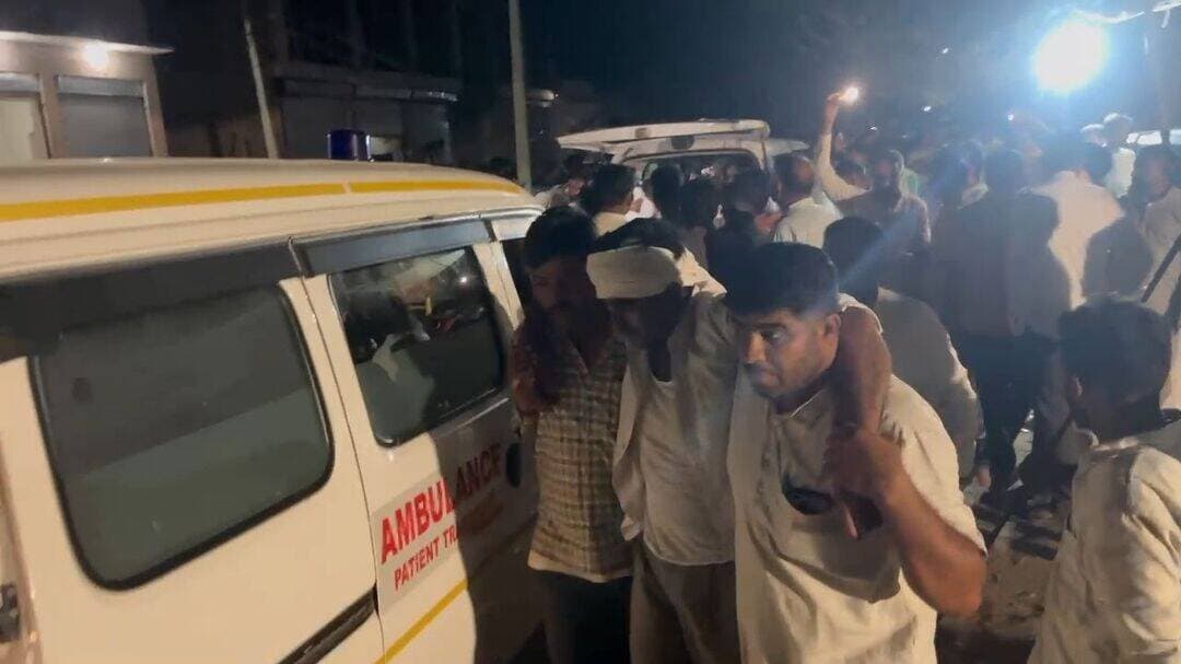 लोहावट धरना स्थल पर लोगों की बिगड़ी तबीयत