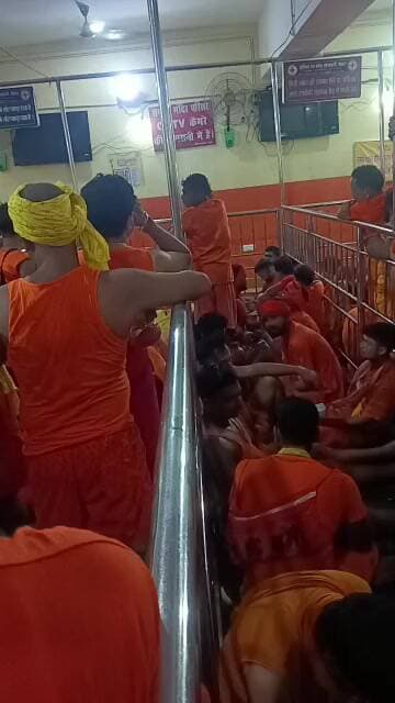 🔴 LIVE : बाबा बैद्यनाथ धाम से सीधा दर्शन 🙏🔱
🚩 देवघर से LIVE | बाबा बैद्यनाथ धाम 🚩
🙏 बाबा को जलाभिषेक के लिए उमड़ा श्रद्धालुओं का सैलाब.