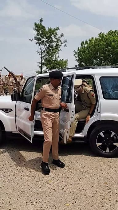 जिला पुलिस अधीक्षक पंकज यादव ने किया बालेसर थाने के निरीक्षण