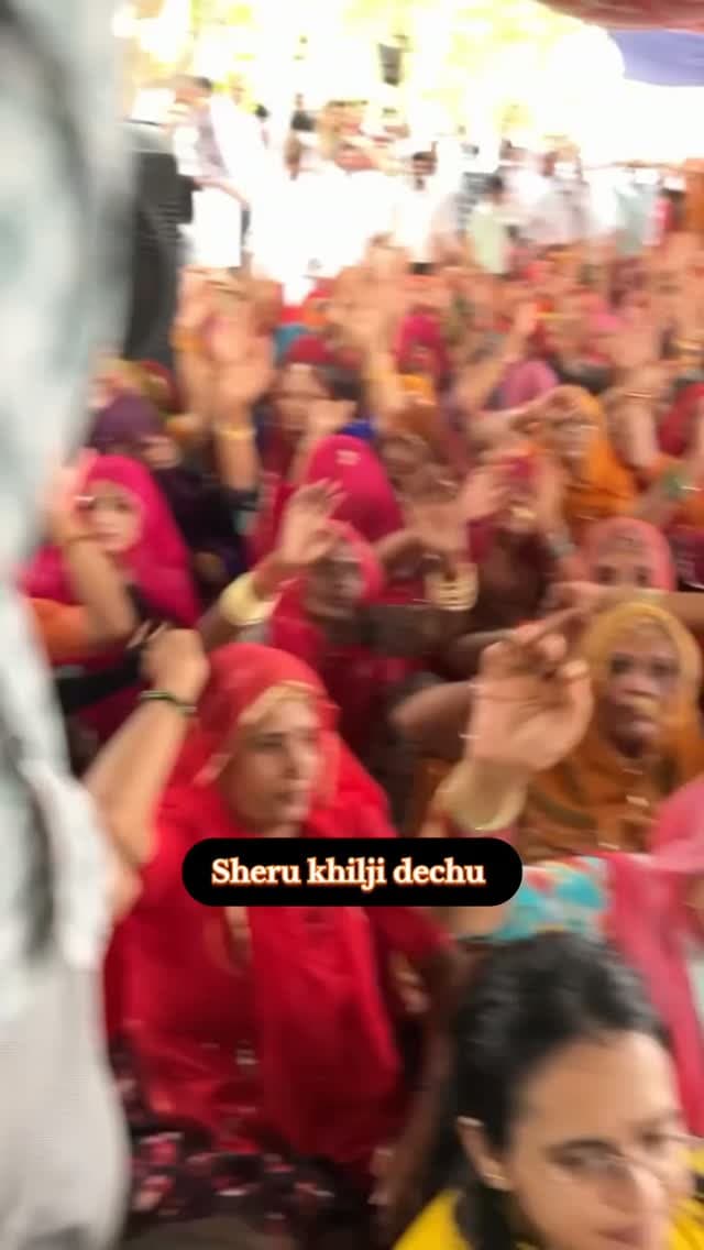 पांच दिन से एक जन प्रति निधि के साथ सैकड़ों लोग भूख हड़ताल पर बैठे है,,,, जिम्मेदार सरकार के मंत्री बोल रहे है ये तो राजनीति करने आए है
#lohawat #phalodi #jodhpur #news