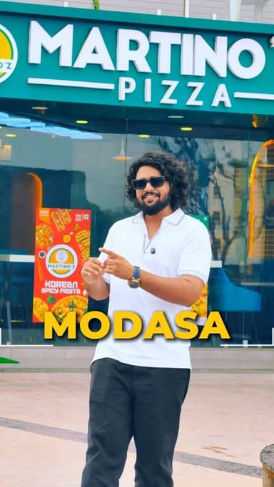 Martinoz Pizza Giving Buy 1 Get 1 Free on medium to Monster size , From 15th Aug to 19th Aug , Offer valid on Dine in and Take Away too
#gujjurider #modasa #pizzalover #martinozpizza #independanceday