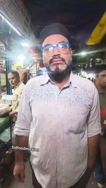 muslim bhai ne ki hindu bhai ki madad #viral #explore