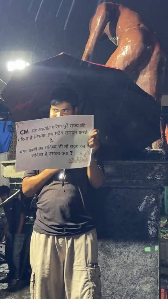 Jharkhand protest live 🪧
#StudentProtest #RanchiProtest #Jharkhand #StudentPower #StudentsVoice #StudentRights #Education #EducationSystem #StudentUnity #YouthPower #GenZProtest #GenZ #Ranchi #JharkhandNews #RanchiNews #Protest #Andolan #StudentsMovement #JusticeForStudents #EducationForAll #NoMoreInjustice #VoiceOfStudents #YouthVoice #StudentDemand #JharkhandStudents #RanchiStudents #BreakingNews #LatestNews #NewsUpdate #Newsexpress #AnkitAnand