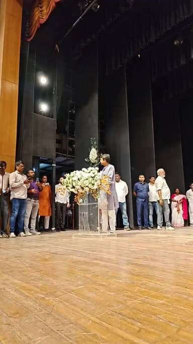 শমীক ভট্টাচার্য, আমার মিলিয়ে যেতে পারি, বিভাজন বিভীষিকা স্মৃতি দিবস
জয় হিন্দ অডিটোরিয়াম
১৪ ই আগস্ট
Shamik Bhattacharya, Partition Horrors Remembrance Day Jai Hind Auditorium 14th August
#reelsviralシ #BJPNEWS #baruipurupdate #reelsviralシ #baruipurcollage #BaruipurIncident #trendingreels #reelsfacebook #TMC #BJPNEWS #BaruipurNews #mutton #khash #BaruipurNews #police #CPIM #murders #baruipursports #newstoday #sonarpurnews #সোনারপুর #BaruipurNews #ক্যানিং #জয়নগর #বারুইপুর #follower #Baruipur #Sonarpur #Baruipur #exclusive
#training