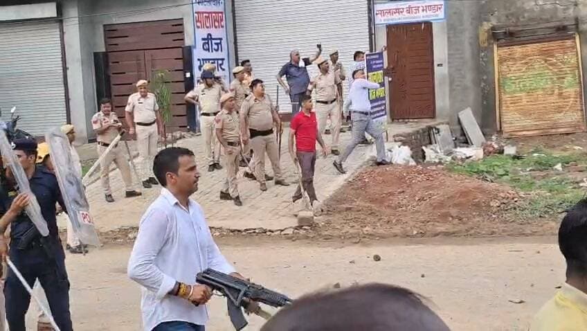 हांसी मामले में पत्थराव लाइव