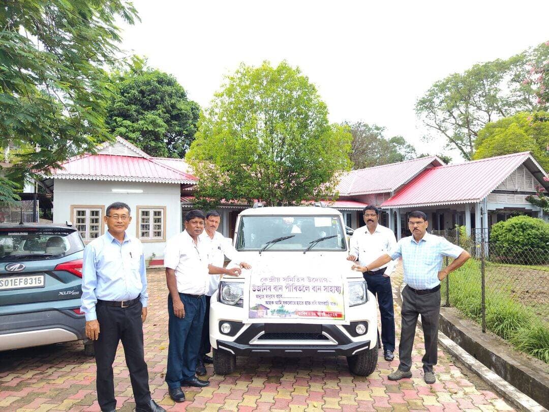 উজনি অসমৰ বানাক্ৰান্তলৈ সহায়ৰ হাত সদৌ অসম কেওট জাতীয় পৰিষদৰ।
