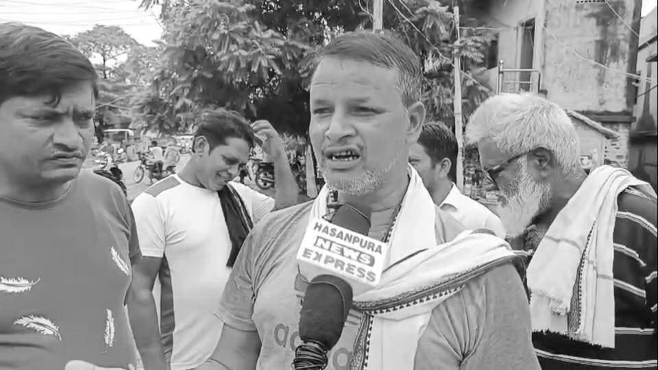 हसनपुरा नगर पंचायत के विभिन्न जगहों पऱ हो रही जलजामव,नाली व जर्जर सड़क के बारे मे नगरवासियो व युवा समाजसेवी आदिल इकबाल ने क्या कहा,देखे पूरी ख़बर