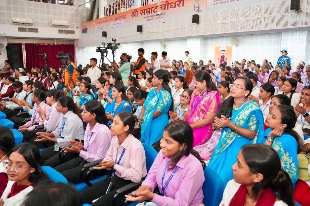 बिहार के छात्रों के लिए बड़ी पहल: विद्यार्थी सहयोग पोर्टल लॉन्च, 1100 पर शिकायत और 30 दिन में समाधान