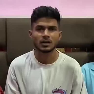 गदरपुर: गूलरभोज में युवक की हिंदू संगठन के लोगों ने हिंदू महिला के साथ पकड़कर की पिटाई, घायल युवक रिसालत ने न्याय की गुहार लगाई