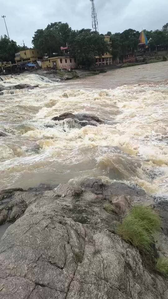 रजरप्पा दामोदर-भैरवी नदी में उफान !