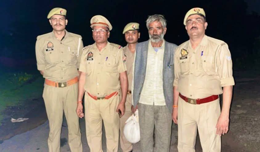 महोबा थाना कुलपहाड़ पुलिस टीम ने 01 किलो 100 ग्राम अवैध गांजा के साथ अभियुक्त को किया गिरफ्तार