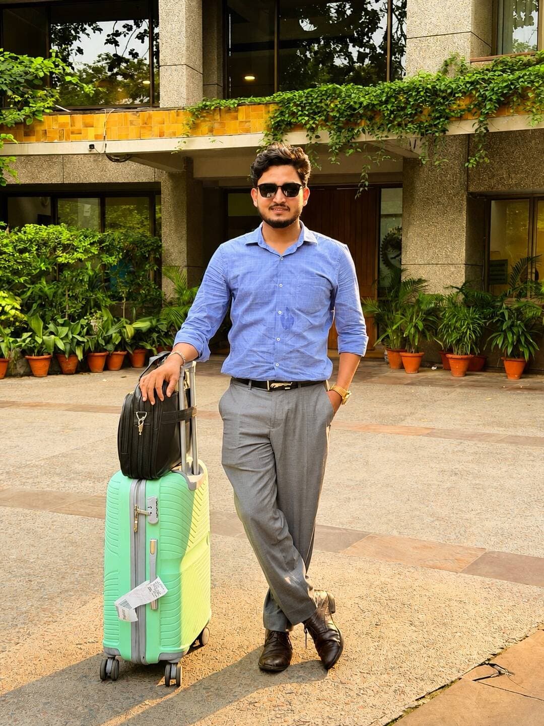 स्त्री ने लिखा हर पुरुष को एक जैसा,,,,,
पुरुष लिखते रहे मेरी वाली सबसे अलग थी.....🙂🙃
@stylishalok_
<nis:link nis:type=tag nis:id=viralreeĺs nis:value=viralreeĺs nis:enabled=true nis:link/> <nis:link nis:type=tag nis:id=posterart nis:value=posterart nis:enabled=true nis:link/> <nis:link nis:type=tag nis:id=delhincr nis:value=delhincr nis:enabled=true nis:link/> <nis:link nis:type=tag nis:id=love nis:value=love nis:enabled=true nis:link/>