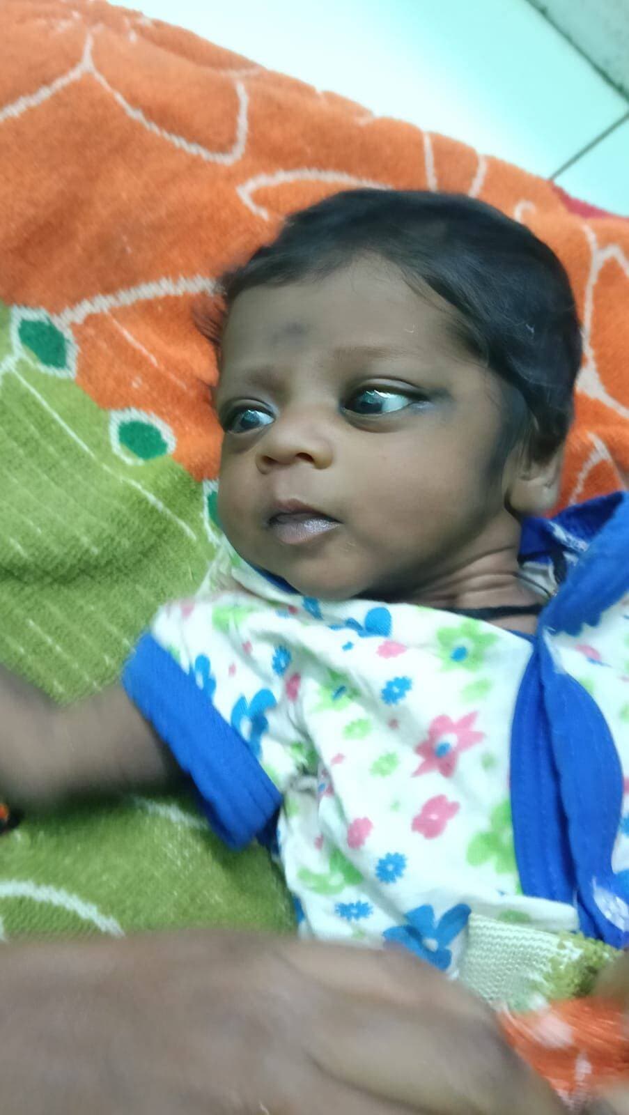Lakhimpur Kheri: थाना फरधान क्षेत्र के कोढैया गांव के निकट रोड किनारे झाडियो मे एक नवजात बच्ची बरामद , बच्ची बेहजम से जिला अस्पताल रेफर!