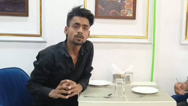 "Dilli 6 Restaurant ke Owner ka Exclusive Interview: Dilli 6 Theme aur Response par Kya Bole Owner? | Tv24Hours"
Restaurant Opposite Lenscart devi Road