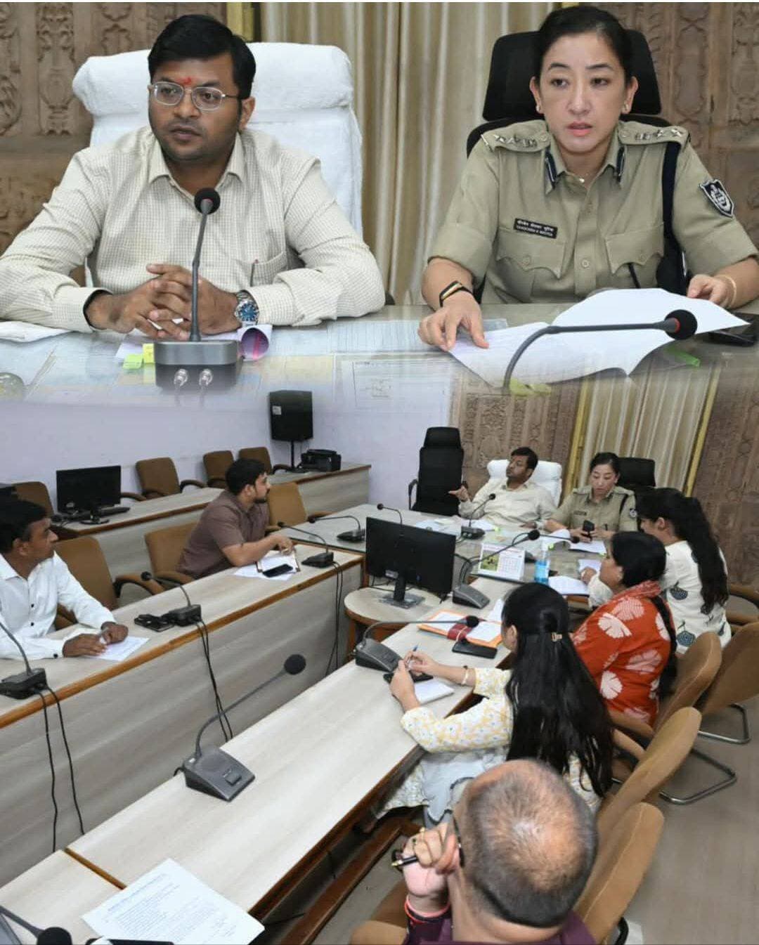 स्कूलों के आसपास नशीले पदार्थों की बिक्री न हो कलेक्टर ने दिए सख्त निर्देश
शिवपुरी-जिले में नारकोटिक्स एवं नशीले पदार्थों की रोकथाम के लिए गठित समिति की समीक्षा बैठक आयोजित की गई। कलेक्टर अर्पित वर्मा की अध्यक्षता में संपन्न हुई इस बैठक में पुलिस अधीक्षक यांगचेन डोलकर भूटिया सहित संबंधित विभागों के जिला अधिकारी उपस्थित रहे। बैठक का मुख्य उद्देश्य विशेषकर युवाओं को नशे की लत से बचाना तथा जिले में प्रतिबंधित दवाओं व हानिकारक नशीले पदार्थों की बिक्री पर पूरी तरह अंकुश लगाना रहा।
बैठक के दौरान कलेक्टर ने शैक्षणिक संस्थानों और स्कूलों के आसपास संचालित धूम्रपान व नशीली सामग्रियों की दुकानों को तत्काल हटाने के कड़े निर्देश दिए। उन्होंने स्पष्ट किया कि स्कूलों के समीप किसी भी प्रकार के नशीले पदार्थों का विक्रय बर्दाश्त नहीं किया जाएगा। कम उम्र में बच्चों में पनप रही नशे की प्रवृत्ति पर चिंता जताते हुए उन्होंने स्कूल शिक्षा विभाग को सभी विद्यालयों में व्यापक जागरूकता अभियान चलाने और विद्यार्थियों को इसके दुष्प्रभावों के प्रति सचेत करने के निर्देश दिए।
इसके अतिरिक्त ने ड्रग इंस्पेक्टर एवं आबकारी अधिकारी को मेडिकल स्टोरों, मदिरा दुकानों तथा हाइवे पर स्थित ढाबों का लगातार निरीक्षण करने के आदेश दिए, ताकि प्रतिबंधित दवाओं और अवैध ड्रग्स की बिक्री पर प्रभावी रोक लगाई जा सके। उन्होंने जिले में संचालित नशा मुक्ति केंद्रों का भी समय-समय पर निरीक्षण करने के निर्देश दिए। अंत में, कलेक्टर ने सभी विभागों को आपसी समन्वय स्थापित कर इस अभियान के तहत कड़ी और ठोस कार्यवाही सुनिश्चित करने के निर्देश दिए।