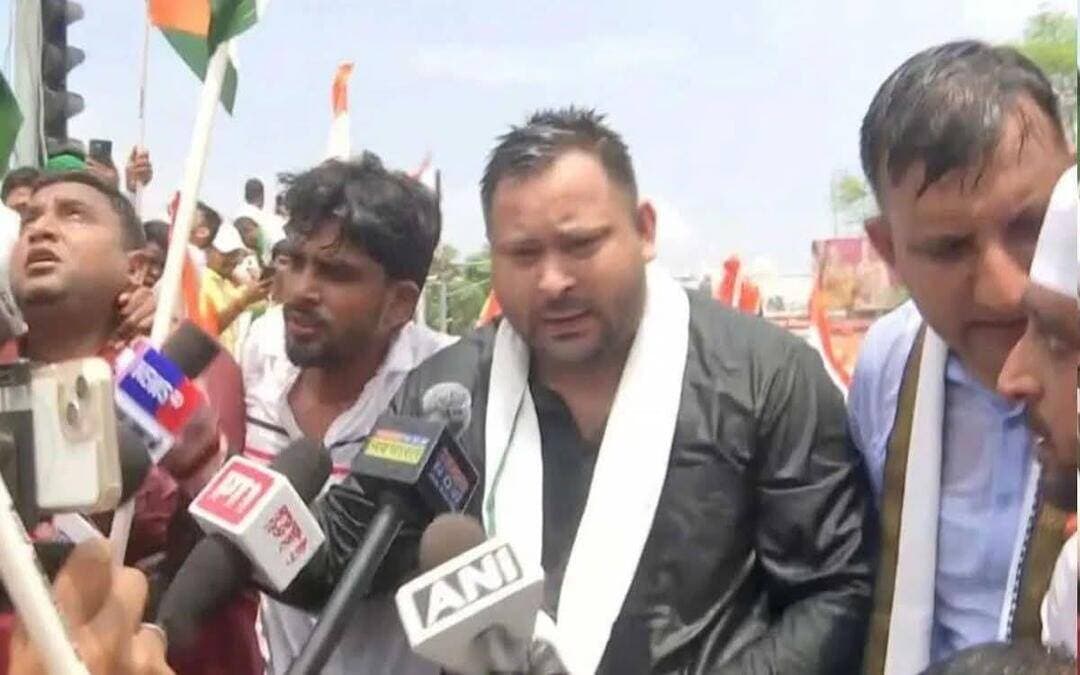 तेजस्वी यादव की फौज पर वाटर कैनल चलाया। क्या इस विरोध से महंगाई घटेगी?