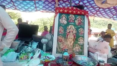 विशाल जागरण,, मां कामख्या स्टोन क्रशर सेवा दल अपर कलोहा,, सिंगर सुदर्शन सरगम, अजय अरमान, अवनी कांत, लगा रहे हाजरी,,,