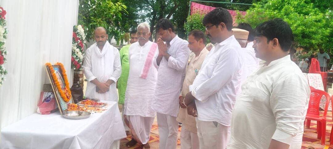 भाजयुमो जिला मंत्री की माताजी के तेरहवीं संस्कार: पूर्व जिलाध्यक्ष, विधायक सहित कई जनप्रतिनिधियों ने दी श्रद्धांजलि