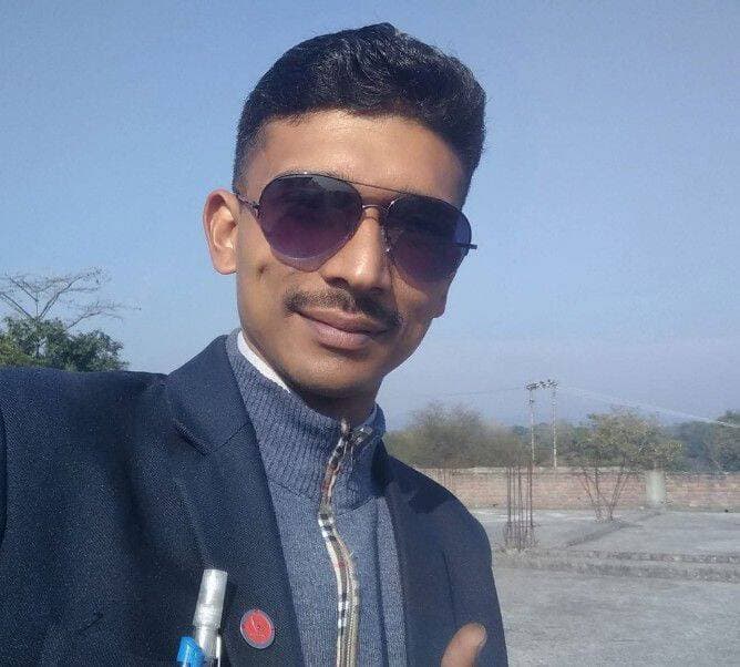 कलोहा निवासी पत्रकार मनोज कुमार को न्यूज हिमाचल 24 परिवार की तरफ से जन्मदिन की हार्दिक बधाई और शुभकामनाएं,,