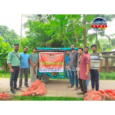 Dinhata| চুরকা মুর্মুর ব*লিদান দিবসে দিনহাটায় বৃক্ষরোপণ কর্মসূচি রাষ্ট্রীয় স্বয়ং সেবক সঙ্ঘের।
রাষ্ট্রীয় স্বয়ংসেবক সঙ্ঘের স্বয়ংসেবক চুরকা মুর্মুর ব*লিদান দিবস উপলক্ষে সেবা সপ্তাহের অঙ্গ হিসেবে দিনহাটায় বৃক্ষরোপণ কর্মসূচি অনুষ্ঠিত হল। স্বামী বিবেকানন্দ সেবা ট্রাস্ট, দিনহাটা শাখার উদ্যোগে নগরের বিভিন্ন এলাকায় এই কর্মসূচি হয়।
উপস্থিত ছিলেন উত্তরবঙ্গ প্রান্ত সম্পর্ক টোলীর সদস্য উত্তম কুমার রায়, দিনহাটা নগর কার্যবাহ উৎপল রায়, সহ: সেবা প্রমুখ শুভম সাহা সহ অন্যান্য কার্যকর্তা ও স্বয়ংসেবকরা।