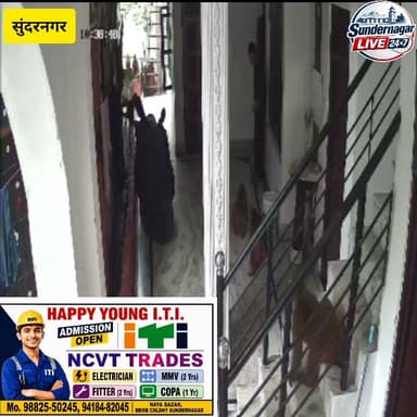 सुंदरनगर के भोजपुर बाजार में बंदरों के आतंक,युवक पर बोला जानलेवा हमला,स्थानीय लोगों ने वन विभाग से लगाई बंदरों से सुरक्षा करने की गुहार।
