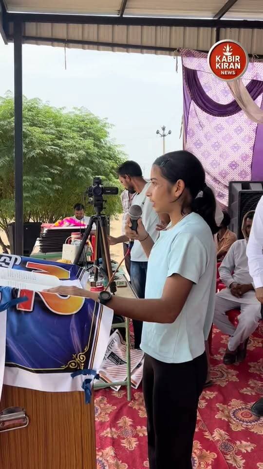 नशे के खिलाफ बच्ची के कुछ शब्द