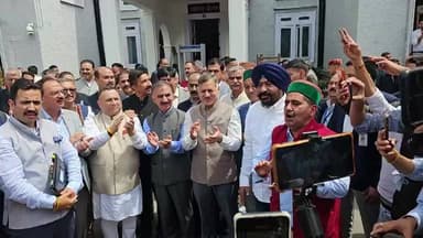 मानसून सत्र में पहले ही दिन हंगामा पक्ष और विपक्ष ने की जमकर नारेबाजी
हिमाचल समय - Himachal Samay Media