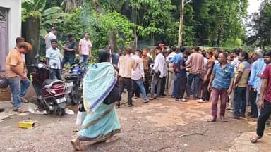 ফালাকাটা পঞ্চায়েত সমিতি বিজেপির দখলে।আজ সভাপতি নির্বাচিত হচ্ছেন।