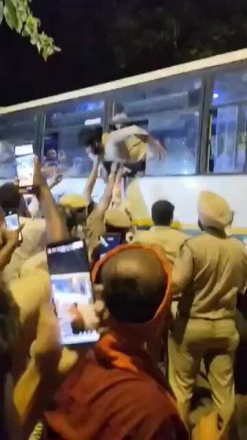 Reservation Hatao Andolan: जंतर-मंतर पर आरक्षण के खिलाफ बवाल, पहुंची Police!
