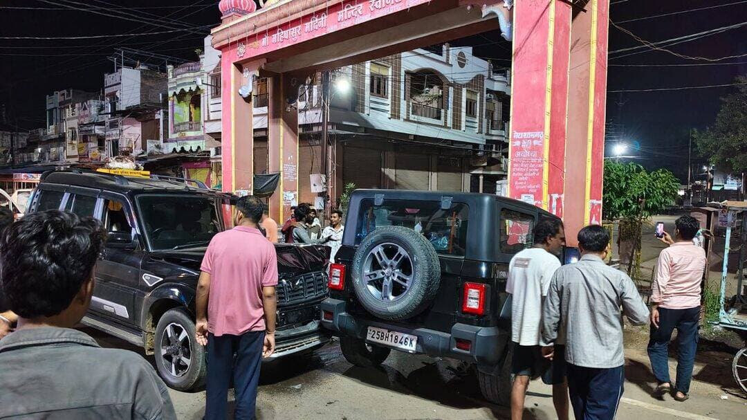 ЁЯЪи рд╢рд╛рдордЧрдврд╝ рдмреНрд░реЗрдХрд┐рдВрдЧ рдиреНрдпреВрдЬрд╝ ЁЯЪи
рд╢рд╛рдордЧрдврд╝ рдХреЗ рд╕рдмреНрдЬреА рдордВрдбреА рдЪреМрд░рд╛рд╣реЗ рдкрд░ рд╕реНрдХреЙрд░реНрдкрд┐рдпреЛ рдФрд░ рдерд╛рд░ рдХрд╛рд░ рдХреА рдЬреЛрд░рджрд╛рд░ рднрд┐рдбрд╝рдВрдд рд╣реЛ рдЧрдИред рд╣рд╛рджрд╕реЗ рдХреЗ рдмрд╛рдж рдореМрдХреЗ рдкрд░ рд▓реЛрдЧреЛрдВ рдХреА рднреАрдбрд╝ рдЬрдорд╛ рд╣реЛ рдЧрдИред
<nis:link nis:type=tag nis:id=рд╢рд╛рдордЧрдврд╝, nis:value=рд╢рд╛рдордЧрдврд╝, nis:enabled=true nis:link/> <nis:link nis:type=tag nis:id=рдордВрджрд╕реМрд░, nis:value=рдордВрджрд╕реМрд░, nis:enabled=true nis:link/> <nis:link nis:type=tag nis:id=рдмреНрд░реЗрдХрд┐рдВрдЧрдиреНрдпреВрдЬ, nis:value=рдмреНрд░реЗрдХрд┐рдВрдЧрдиреНрдпреВрдЬ, nis:enabled=true nis:link/> <nis:link nis:type=tag nis:id=рд╕рдбрд╝рдХрд╣рд╛рджрд╕рд╛, nis:value=рд╕рдбрд╝рдХрд╣рд╛рджрд╕рд╛, nis:enabled=true nis:link/> <nis:link nis:type=tag nis:id=рдпрд╢рд╕реНрд╡реАрджреБрдирд┐рдпрд╛ nis:value=рдпрд╢рд╕реНрд╡реАрджреБрдирд┐рдпрд╛ nis:enabled=true nis:link/>