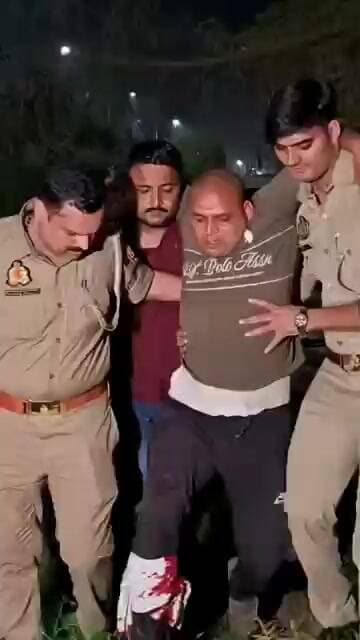 हापुड़- गौरव त्यागी हत्याकांड में फरार 25000 के इनामी से पुलिस की मुठभेड़ #shorts
