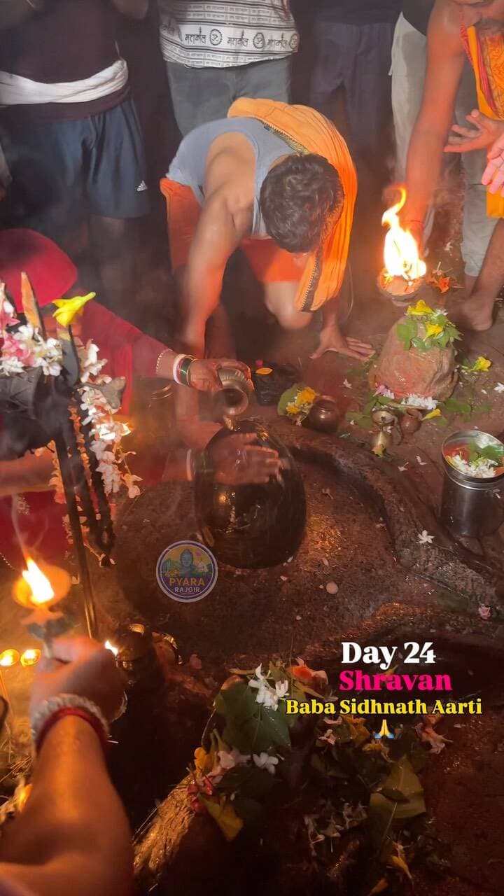 Day 24 of Shravan,Baba Sidhnath Aarti…🙏 #pyararajgir #rajgir #sidhnathtemple