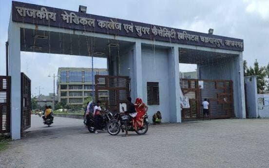 राजकीय मेडिकल कॉलेज की नर्सिंग कॉलेज परियोजना में देरी, जिम्मेदार अधिकारी पर FIR
https://abckhabar.in/?p=7685