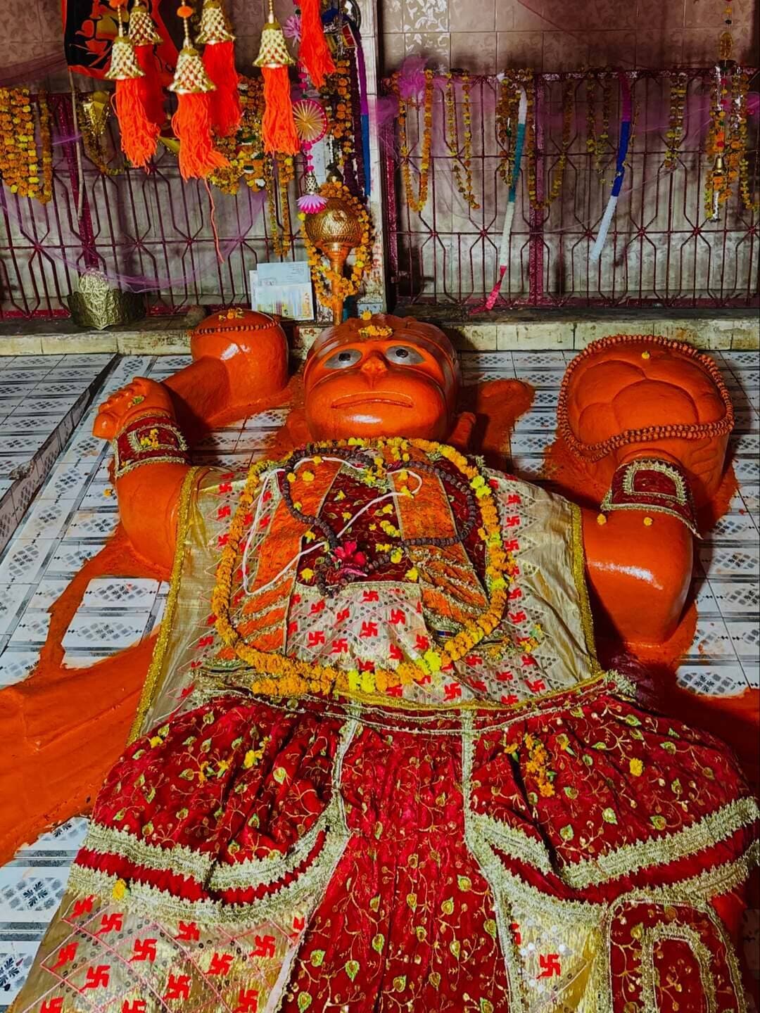 Jai Shree Ram 🚩
Follow :- @from_prayagraj_
<nis:link nis:type=tag nis:id=fromprayagraj nis:value=fromprayagraj nis:enabled=true nis:link/> <nis:link nis:type=tag nis:id=prayagraj nis:value=prayagraj nis:enabled=true nis:link/> <nis:link nis:type=tag nis:id=jaishreeram nis:value=jaishreeram nis:enabled=true nis:link/> <nis:link nis:type=tag nis:id=hanumanji nis:value=hanumanji nis:enabled=true nis:link/>