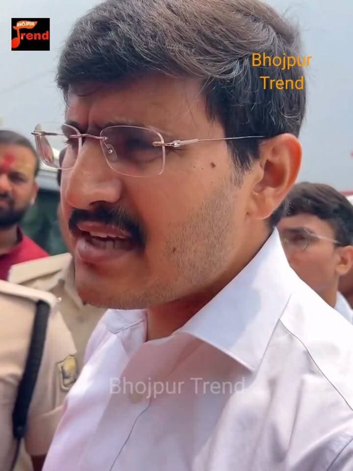 नए DM. मनेश कुमार मीणा के आते ही जमानियां गांव के लोगों ने बिच रास्ते में काफिला को रोका! पूछने लगे साहब हमनी के कब