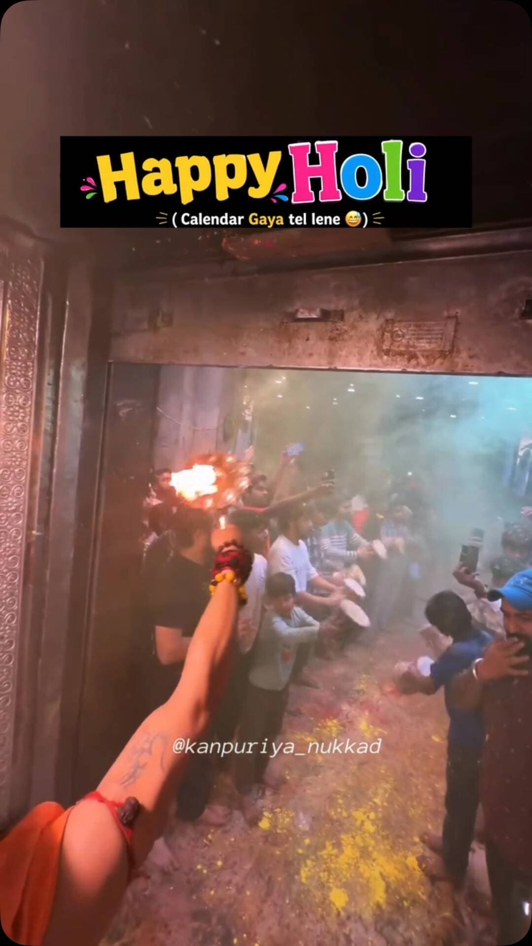 Happy Holi - Calendar Gaya tel lene
🤣🤣🤣🤣🤣 Mera phone Meri marji
.
.
.
Follow @kanpuriya_nukkad for more
