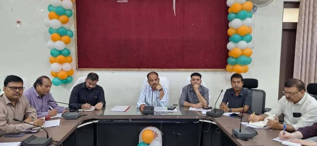 स्वास्थ्य विभाग का मासिक समीक्षात्मक बैठक का आयोजन किया गया