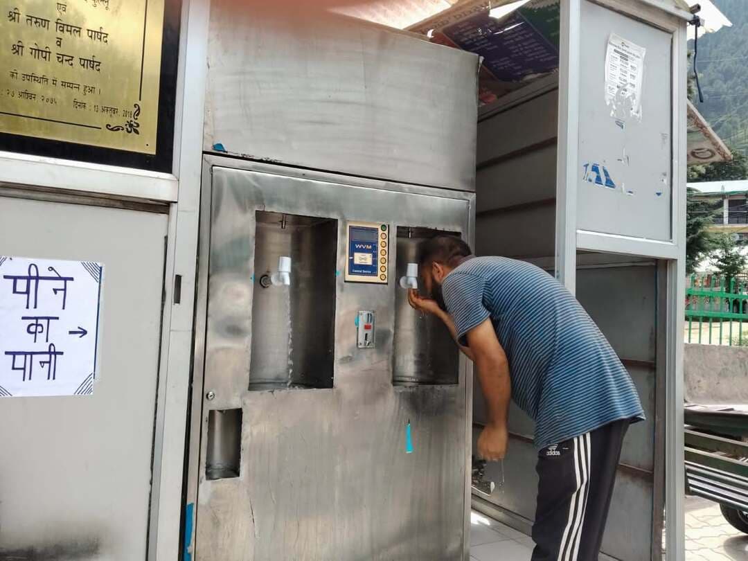 बंद पड़े वाटर 🏧 को re स्टोर किया गया हे। अब पानी हमेशा पीने के लिए उपलब्ध रहेगा