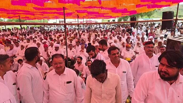 बाड़मेर विधायक डॉ. प्रियंका चौधरी के जन्मदिन पर उमड़ रही हजारों की भीड़...
Dr Priyanka Chaudhary
