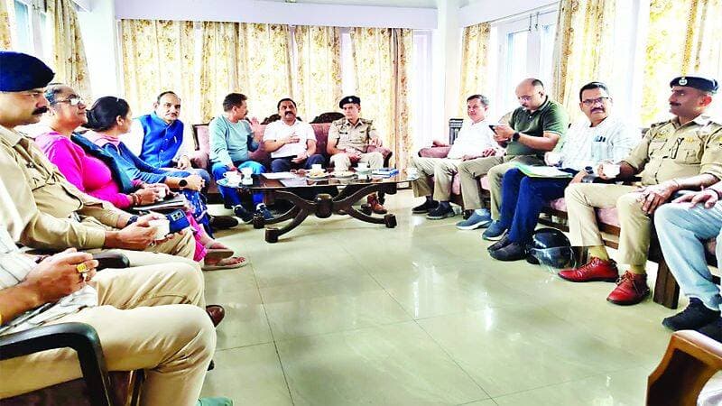 बनीखेत में ‘एंटी चिट्टा’ कमेटी गठित
गोपाली नेगी चुनीं अध्यक्ष, स्कूलों में जागरूकता सहित तस्करों की पहचान पर रहेगा फोकस