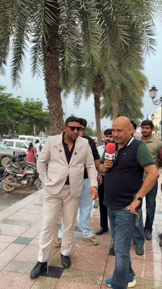 क्यों मरी पड़ी है प्रॉपर्टी?
सवाल के जवाब में क्या बोलें प्रॉपर्टी एक्सपर्ट बिन्नी कक्कड़
Come Join Us 🏡✨
23rd August | 11 AM – 7 PM
📍 Radisson Blu
Come join us to explore premium Barsana properties at exclusive event prices.
🔥 Best Rates Guaranteed
🏡 Premium Plots & Villas
📍 Prime Location near Barsana
💰 Special Event Offers
Limited slots. Don’t miss the opportunity!
📞 Call: 9211310510
Come Join Us 🏡✨
23rd August | 11 AM – 7 PM
📍 Radisson Blu
Come join us to explore premium Barsana properties at exclusive event prices.
🔥 Best Rates Guaranteed
🏡 Premium Plots & Villas
📍 Prime Location near Barsana
💰 Special Event Offers
Limited slots. Don’t miss the opportunity!
📞 Call: 9211310510