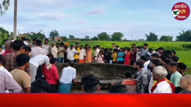 घर के पीछे कुएं में मिला 13 वर्षीय किशोरी का शव, इलाके में मचा हड़कंप